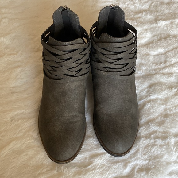 Nautica Grey Ankle Boots - Picture 2 of 10